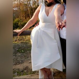 Calvin Klein Ivory Sleeveless Wedding Dress